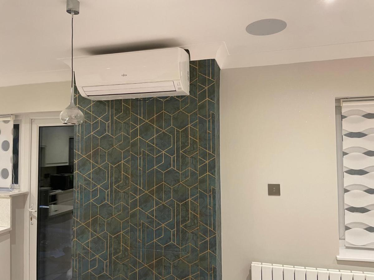 Luxury House Apartamento Greenford  Exterior foto