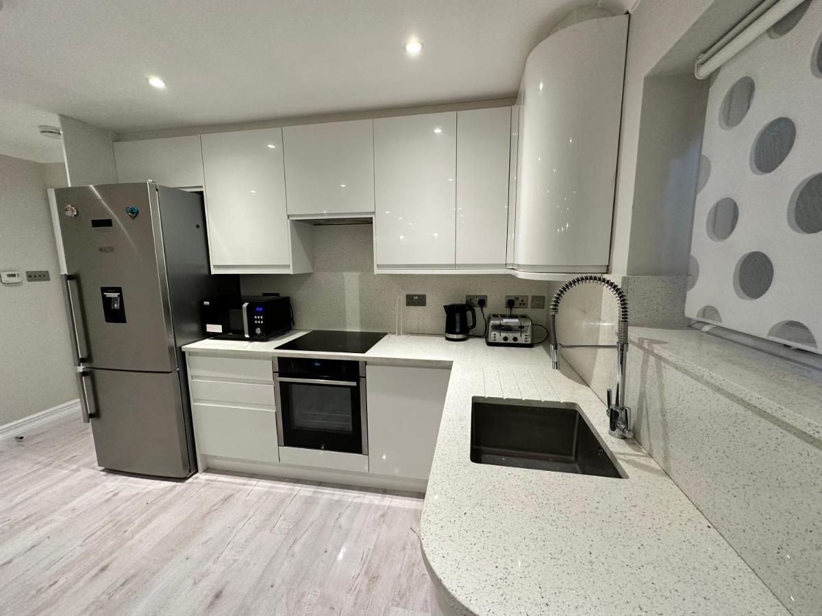 Luxury House Apartamento Greenford  Exterior foto