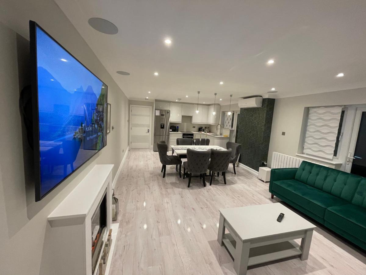 Luxury House Apartamento Greenford  Exterior foto